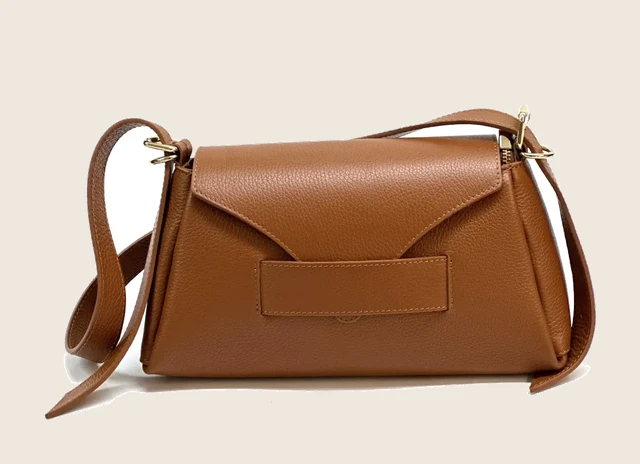 H585 · Leather crossbody bag