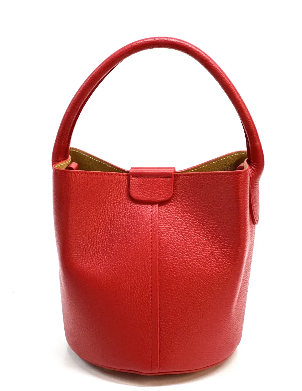 H582 · Red