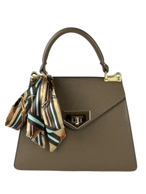 H583 · Dark taupe