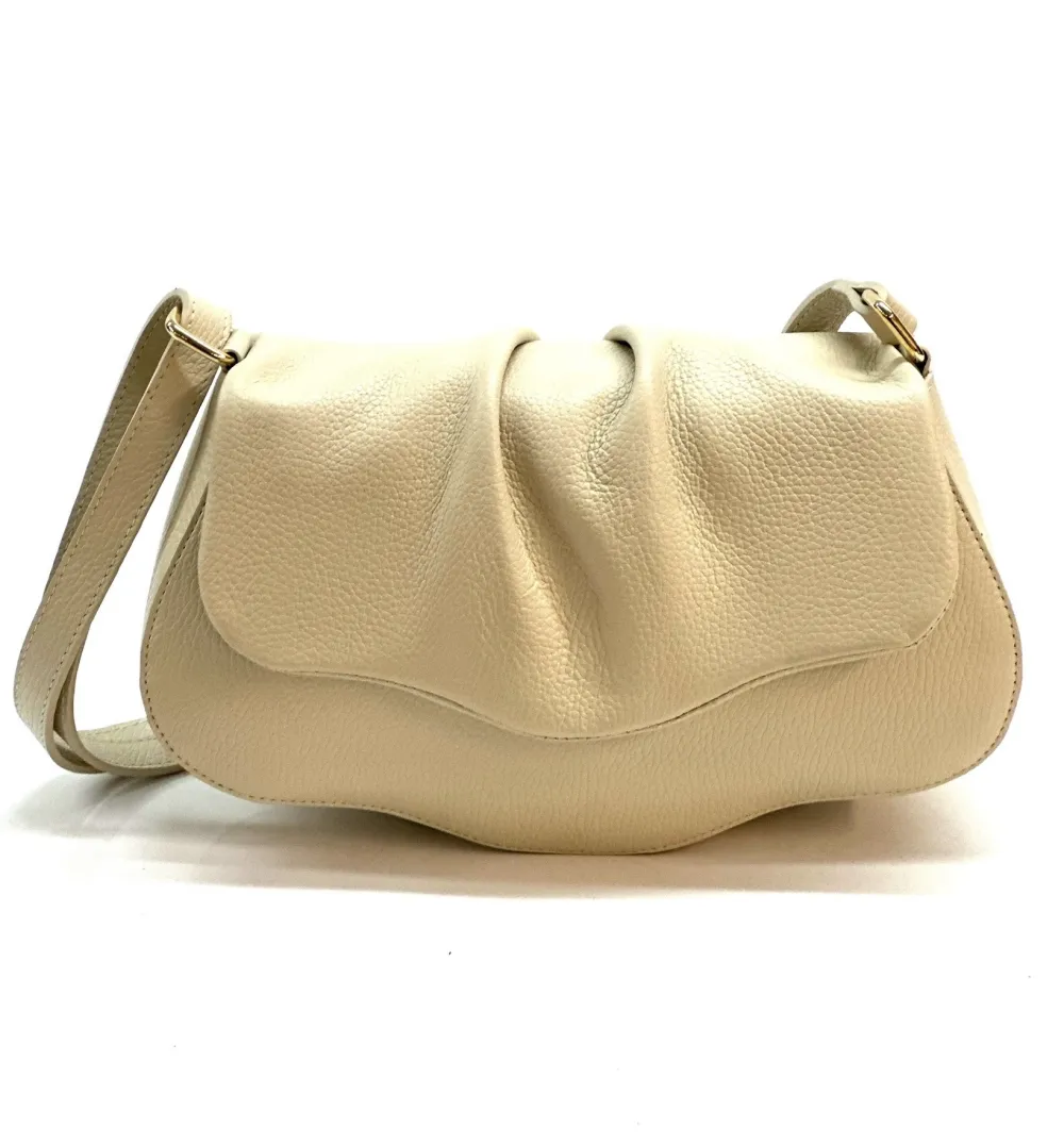 H587 · Beige