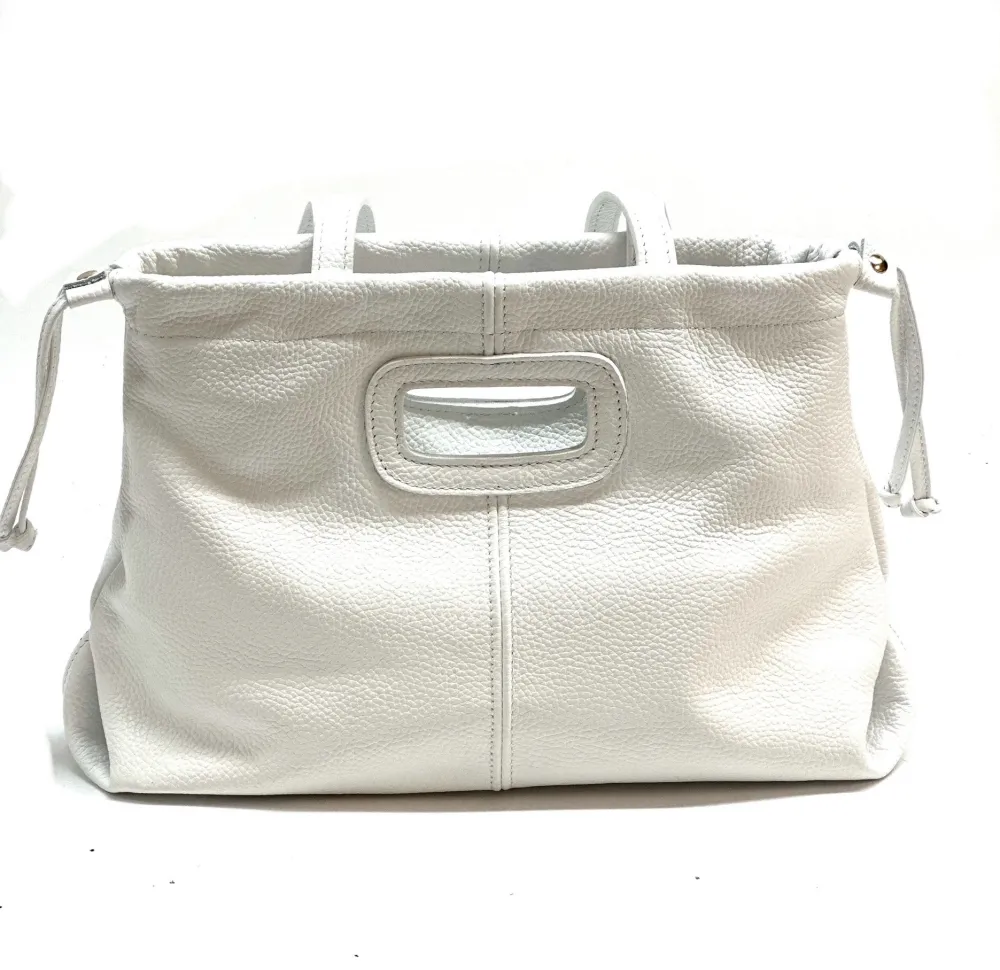 H726 · White