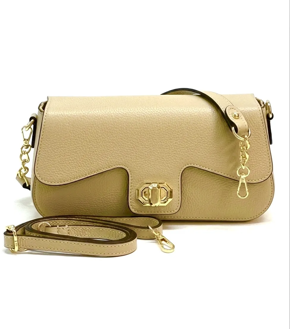 H898 · Camel