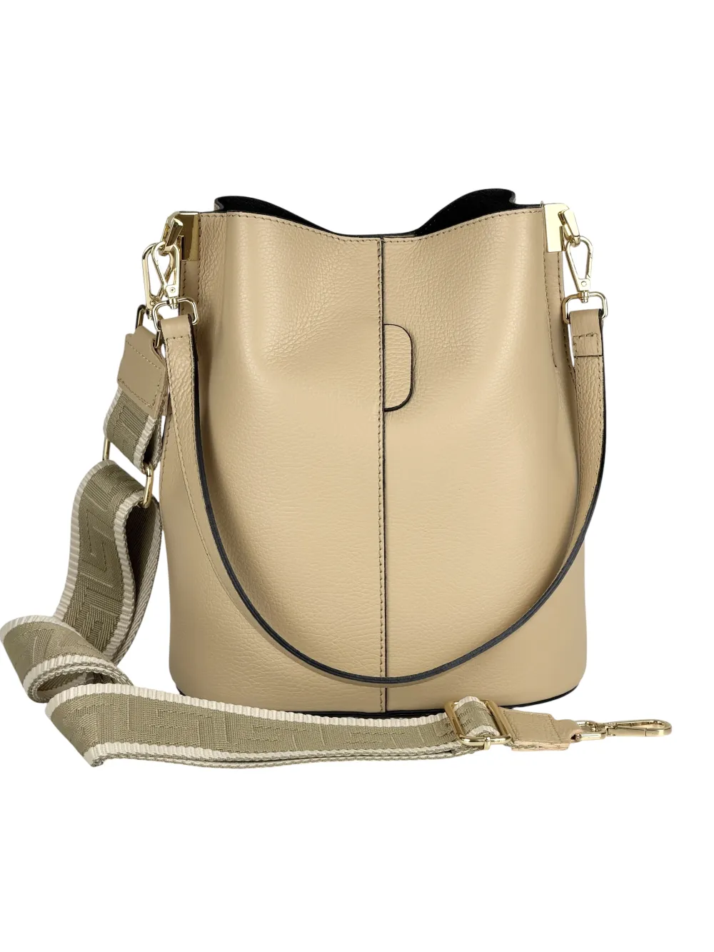 H901 · Camel
