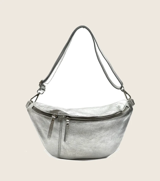 H916 · Metallic silver