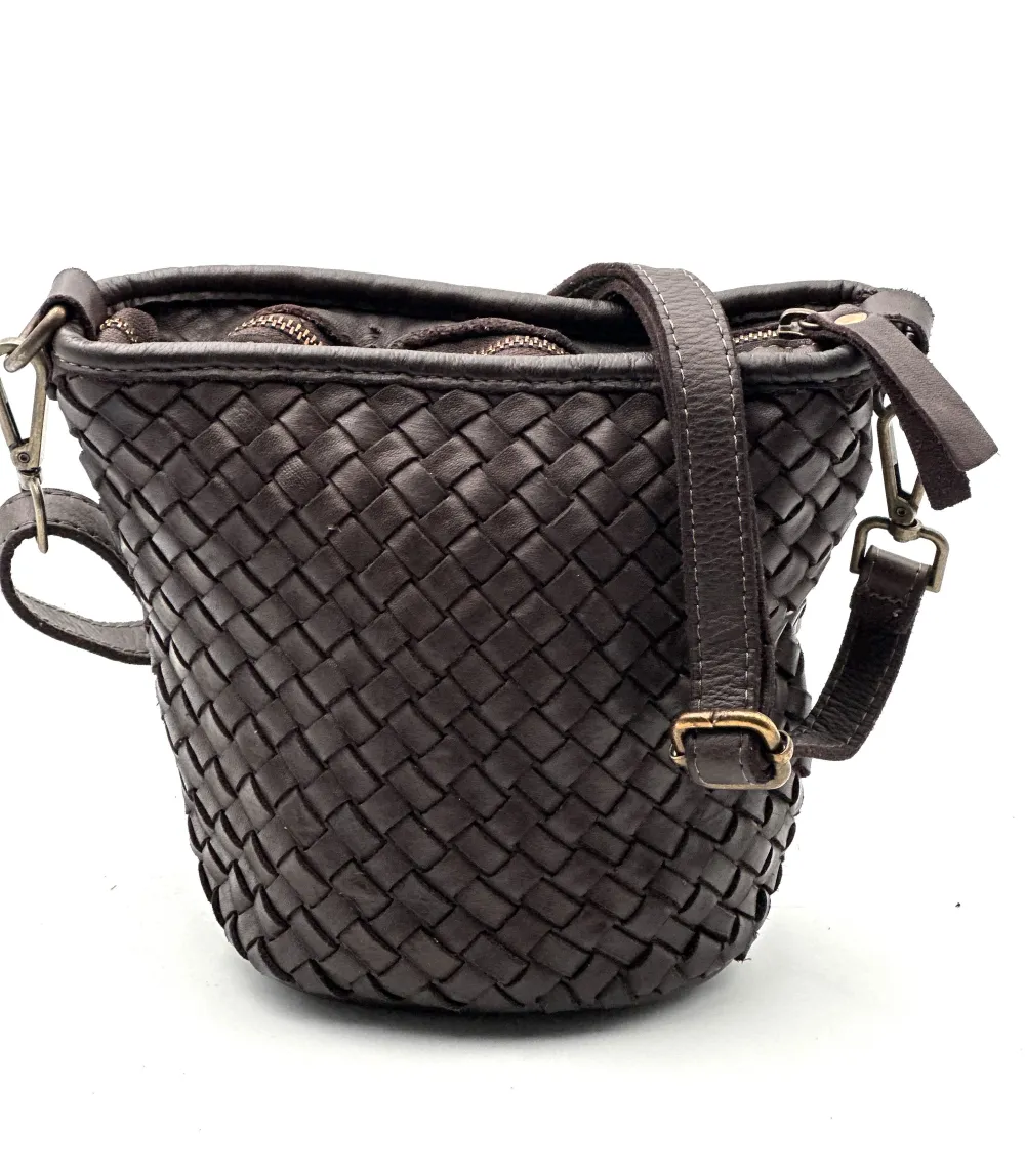 HLA-B0310 · Dark brown