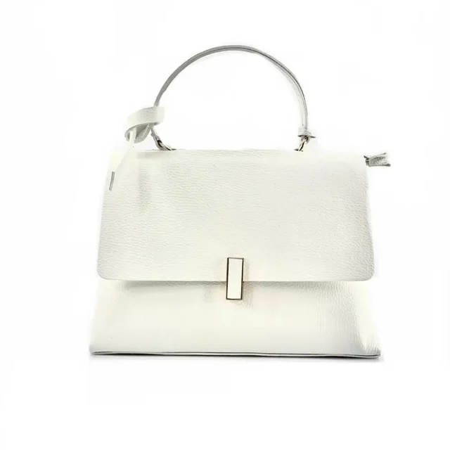 H6577 · White